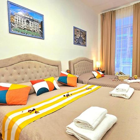 Bed and Breakfast A Casa Simpatia Roma - Free Parking If You Book 4 Nights Zewnętrze zdjęcie