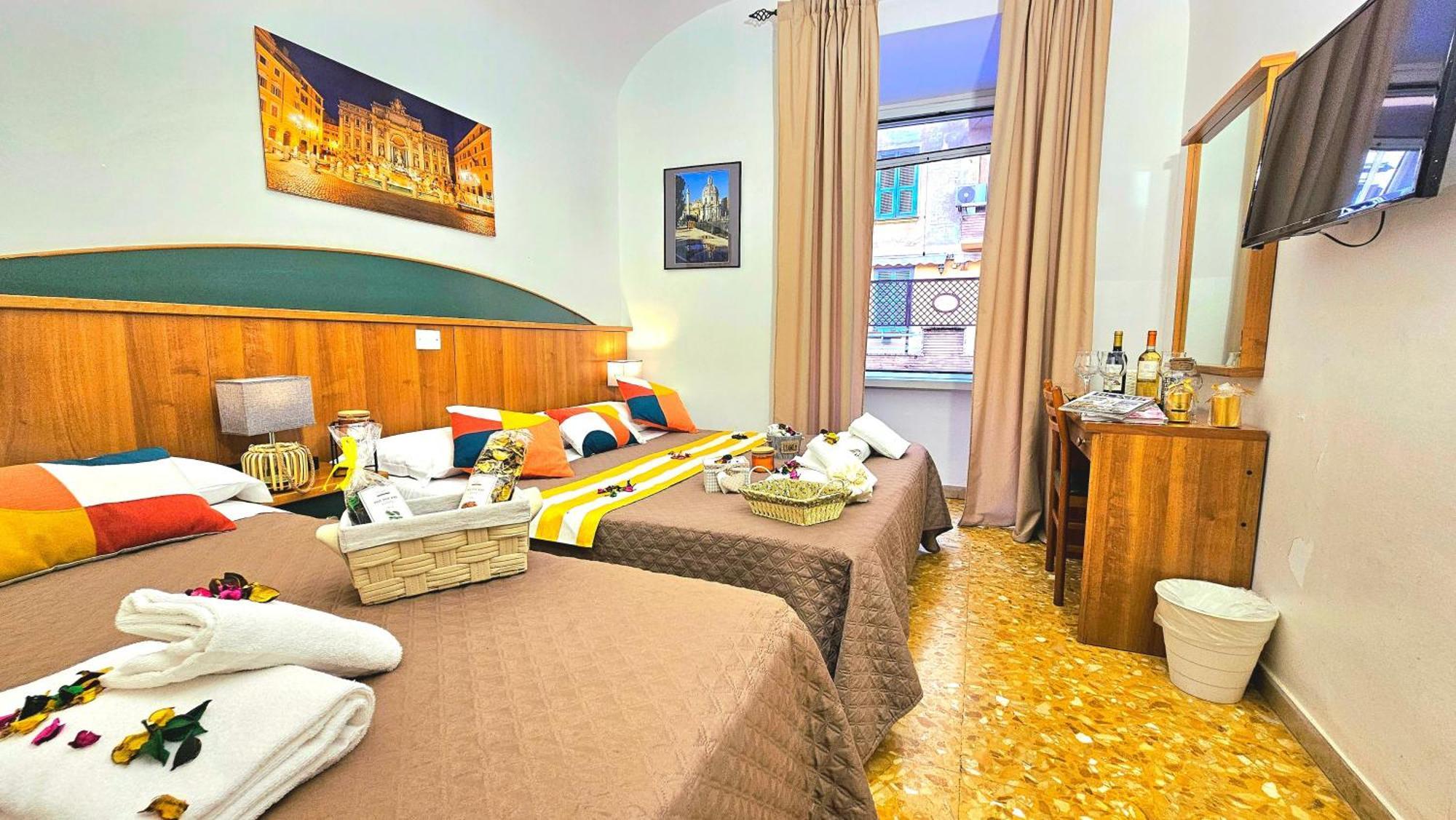 Bed and Breakfast A Casa Simpatia Roma - Free Parking If You Book 4 Nights Zewnętrze zdjęcie