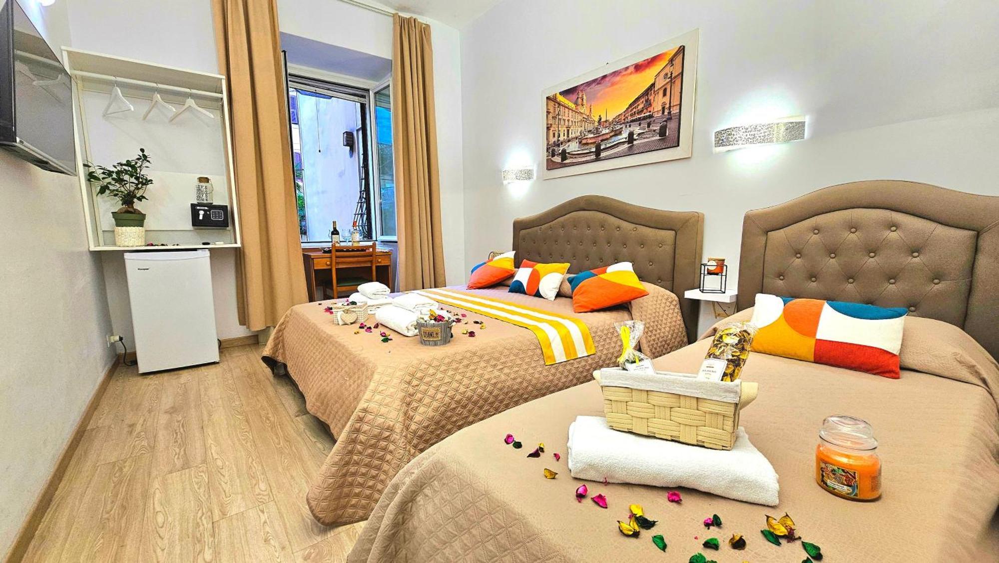 Bed and Breakfast A Casa Simpatia Roma - Free Parking If You Book 4 Nights Zewnętrze zdjęcie